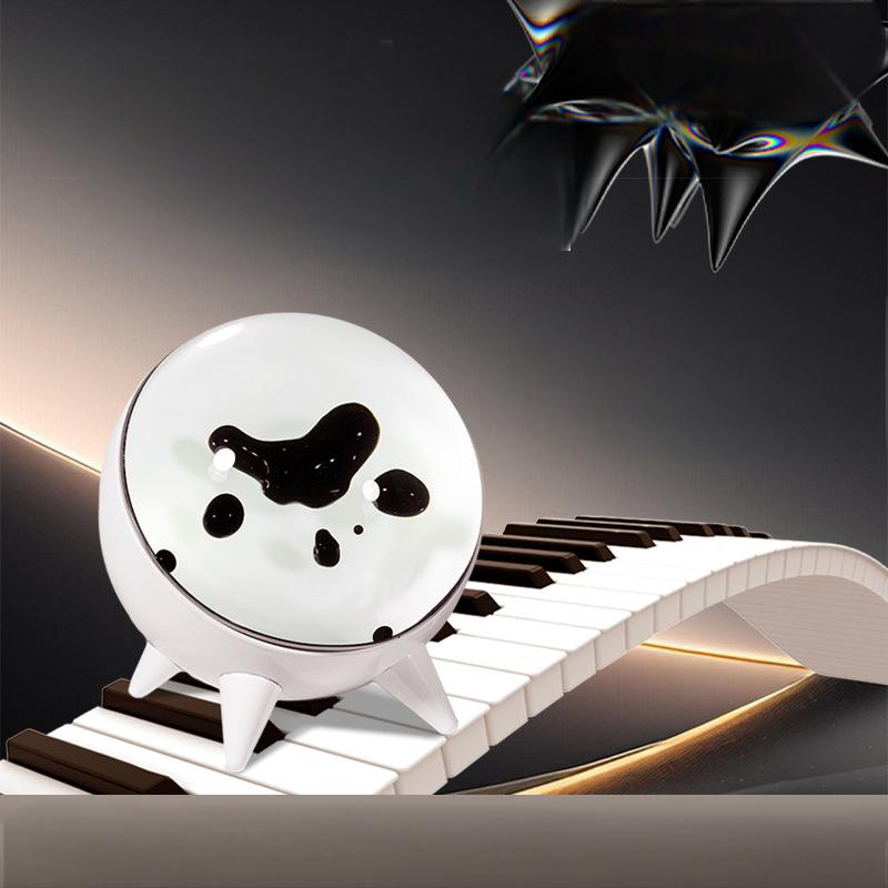 Portable Magnetic Fluid Music Visualiser – Rechargeable Desk Lamp