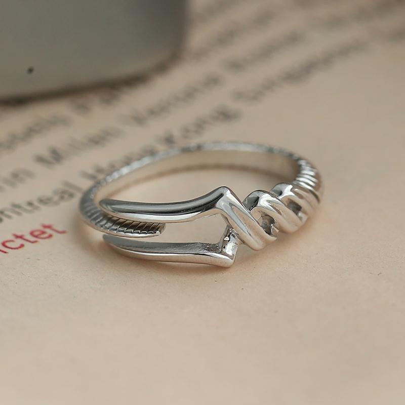 Geometric Cross Ring