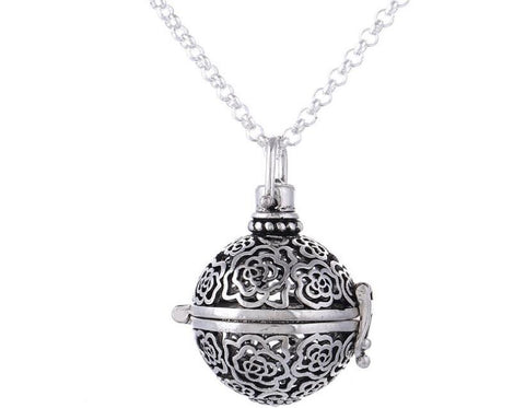 Long Rosette Pendant Necklace