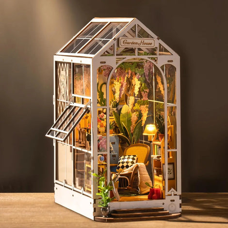 Garden Shed Book Nook Kit with LED Lights